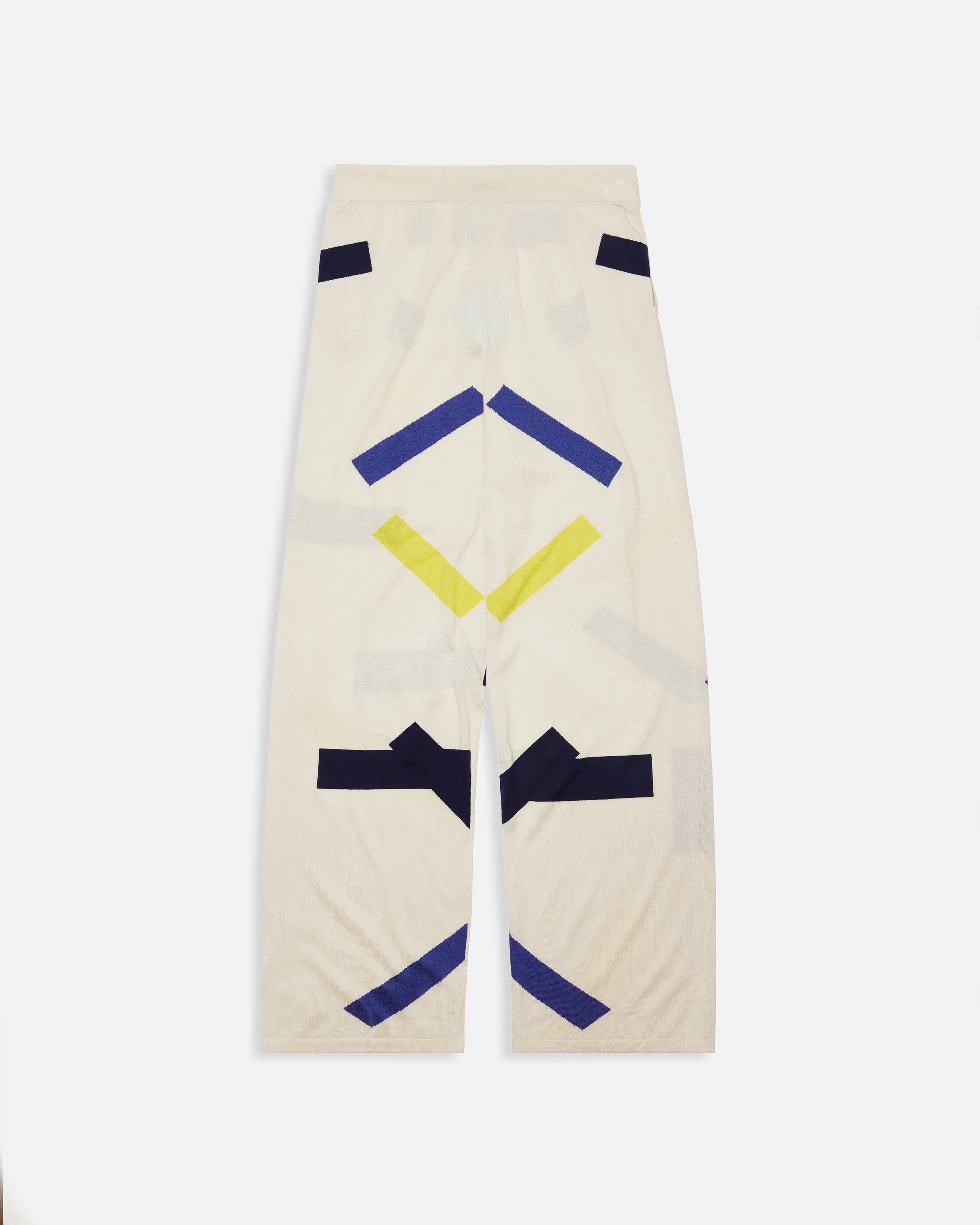 Geo Trackies