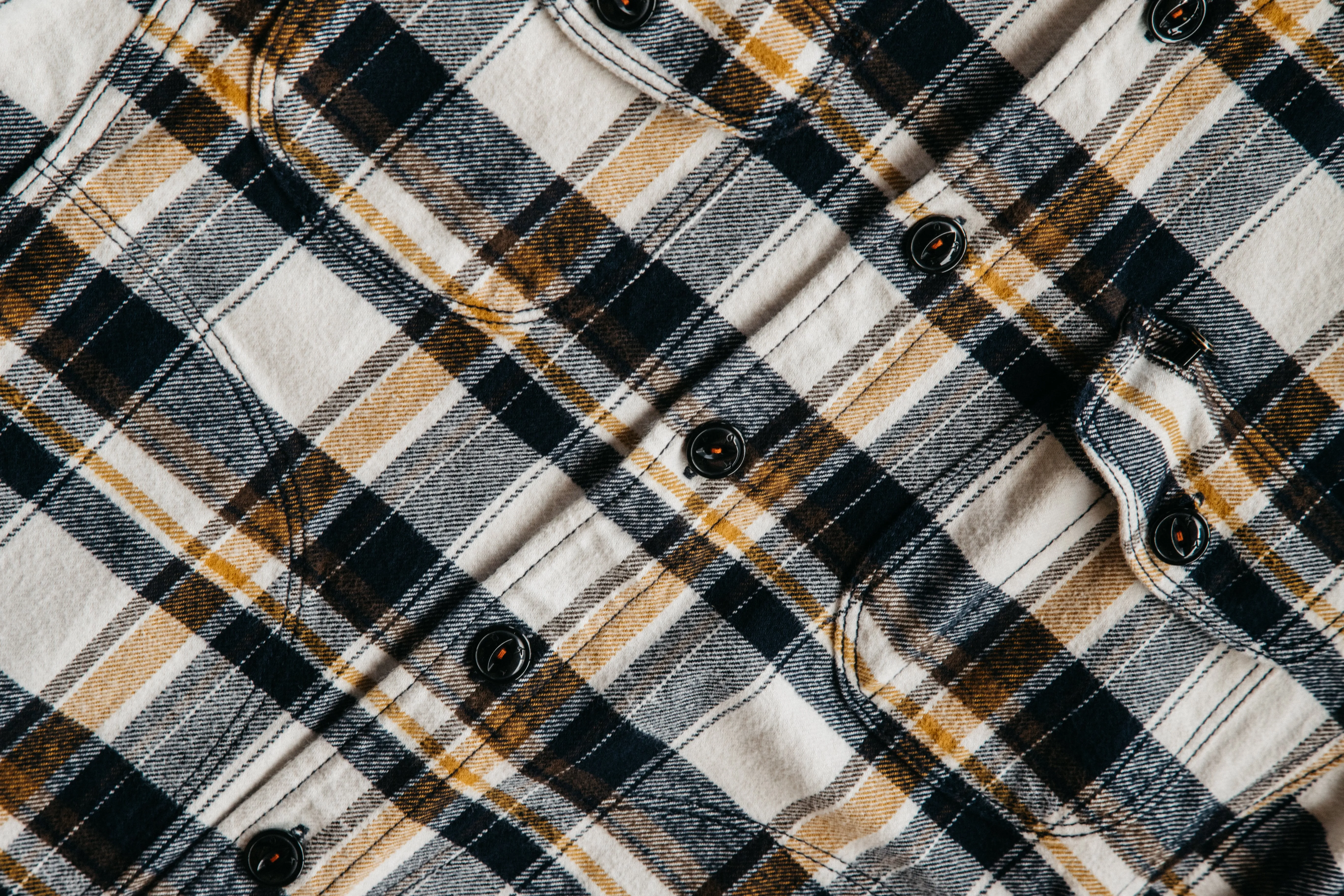 The Anvil Heavy Plaid Brushed - White Navy