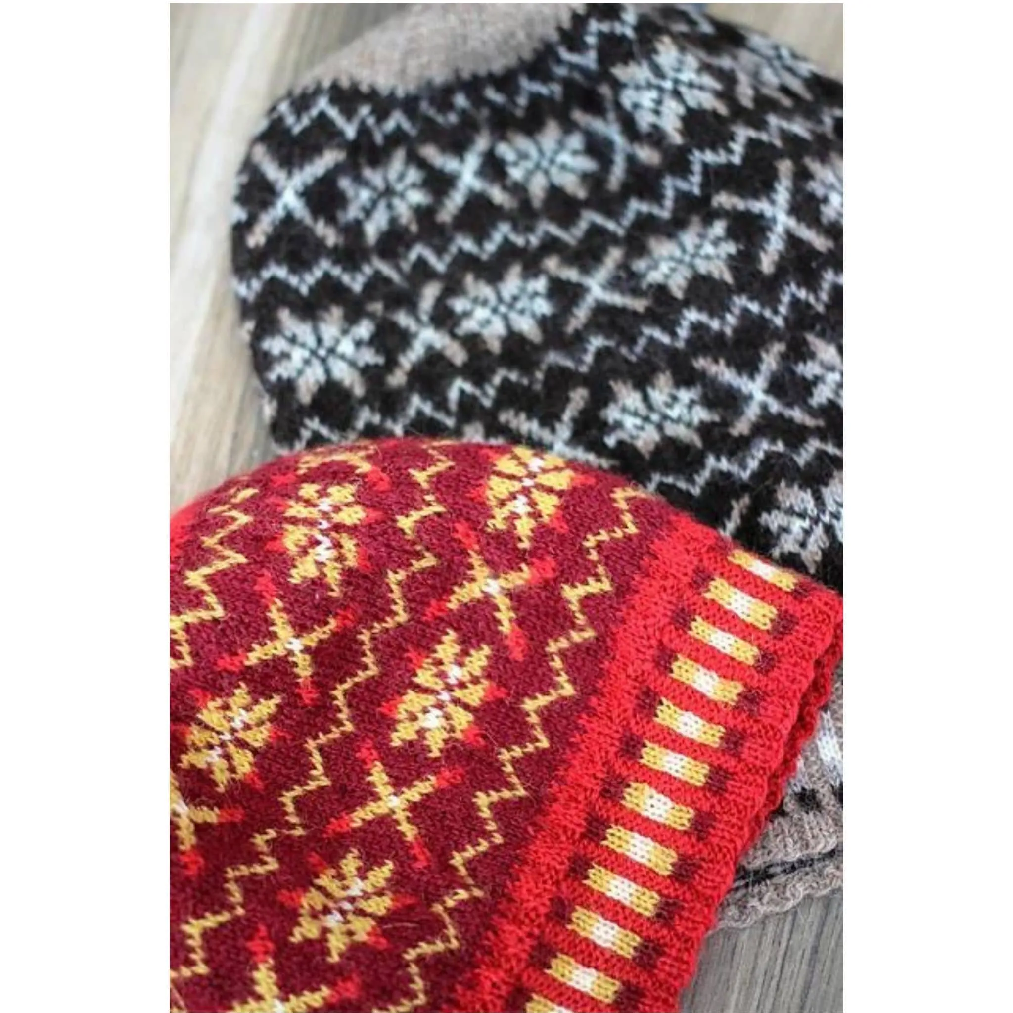 Tirval's Toorie Kits in Jaimeson & Smith