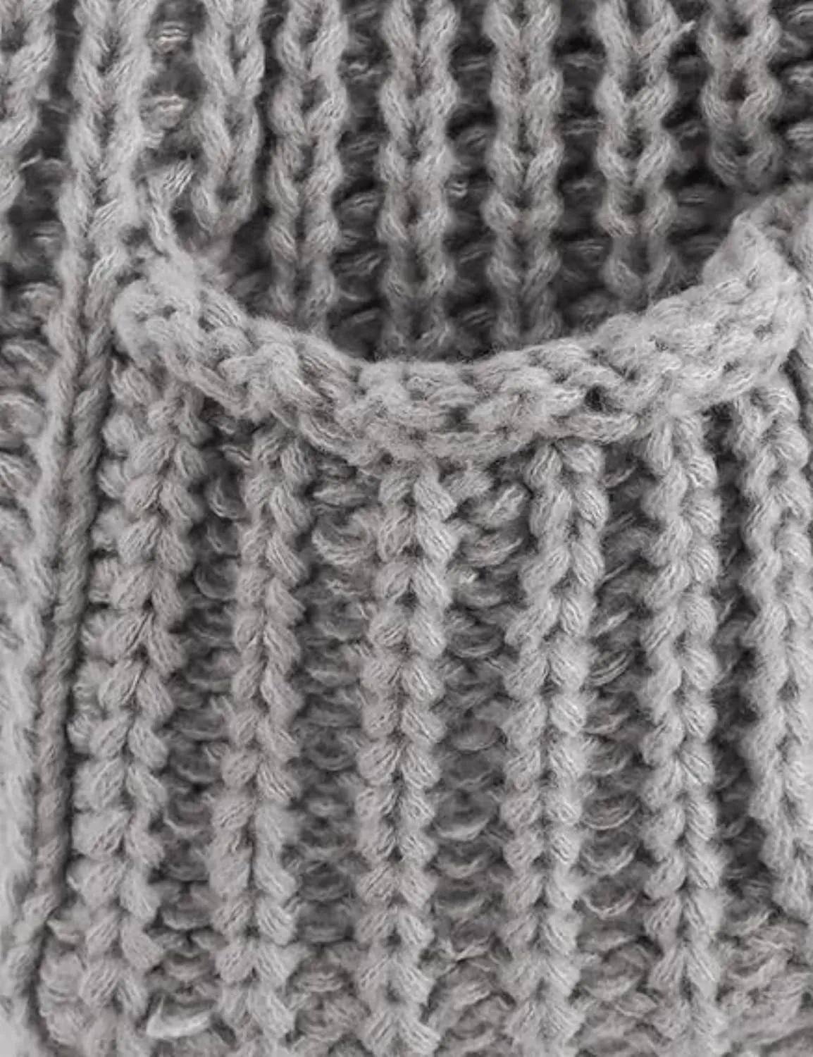 Women's Chunky Knit Vest Button Down Casual Sleeveless Cropped Crochet Sweater Cardigan with Pockets